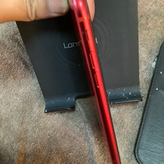 iPhoneSE2世代simフリー128GB背面割れ10月6日限定値下げ