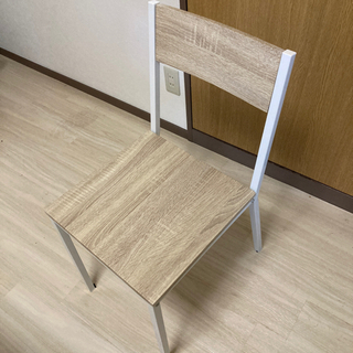 2人用ダイニングテーブルセットの画像