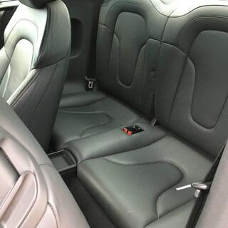 車検新規取得２年付き H20年 《アウディ・TTクーペ》88.8万円の画像