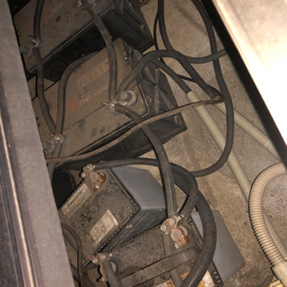 【譲渡完了】鉛蓄電池