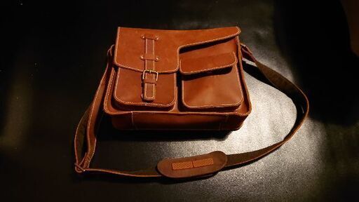 【値下げ交渉OK】【中古】本革ショルダーバッグ