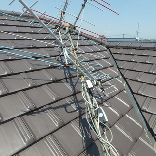 屋根のアンテナ撤去6000円❗️ - リフォーム