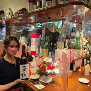 井のなかで働きませんか？ホールスッタフ募集中の画像