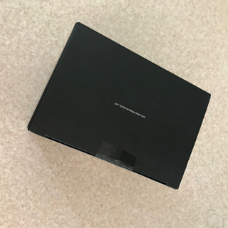 【新品未使用】車載ホルダー 片手操作 2in1 スマホホルダー 車 すまほほるだー 粘着ゲル吸盤＆エアコン吹き出し口式兼用 スマホスタンド 車 携帯ホルダー iphone 車載ホルダー/厚い手帳型ケース対応/ワンタッチ/360度回転/自由調節//4-7インチ全機種対応 iphone 13 pro max/ iPhone 13 min/iPhone SE/xiaomi /Samsung/Sony/AQUOS sense4/LG/Huawei などの画像