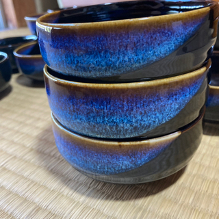丼と小鉢のセット　黒　青の画像