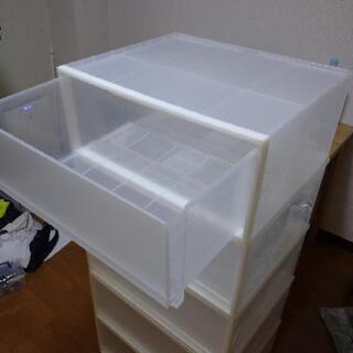 【受渡者確定済】無印収納ボックス5個(1個の寸法:約55cm×45cm×23cm)の画像