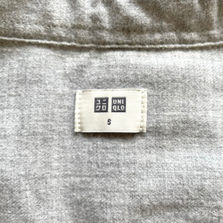 UNIQLO ユニクロ シャツ 長袖 の画像