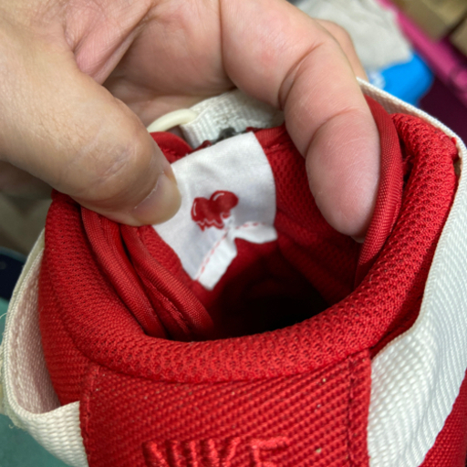 レア！バレンタイン限定NIKE