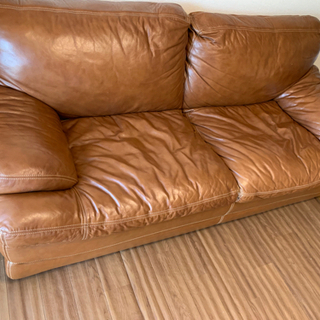美品‼️本革3人掛けソファーの画像