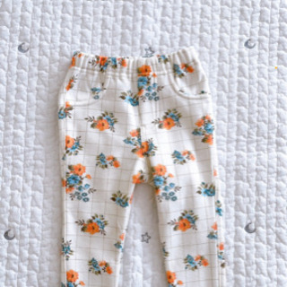 決まりました☆   子供服　パンツ４点セットの画像