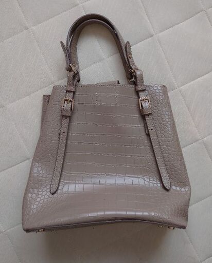ZARA 鞄