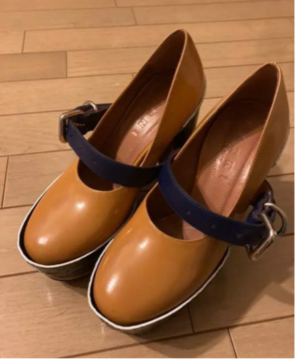 新品　MARNI パンプス