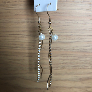 ピアス２点セット　さしあげます　（取引決定）