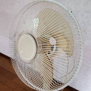 今はなきSANYOの扇風機｜古く汚れているものなので無料でお譲りしますの画像
