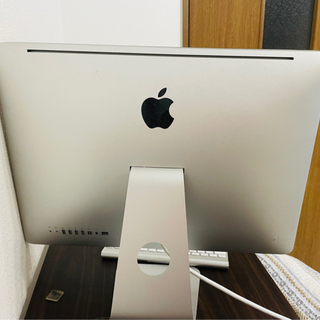iMac 21.5インチ キーボード マウス付き　2012年 iMac 21.5インチ キーボード マウス付き 2012年