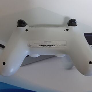 （美品）PS4　CUH-2100AB02　500G　グレイシャーホワイト（オマケつき）の画像