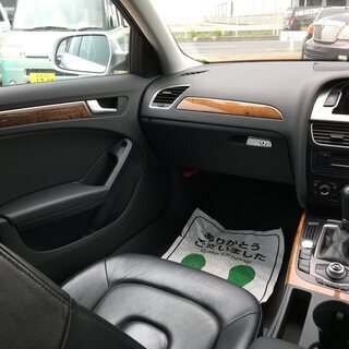 車検新規取得２年付き H23年 《 アウディ・A4アバント》49.8万円の画像