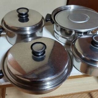 アムウェイ鍋セット（鍋3つと蒸し器）