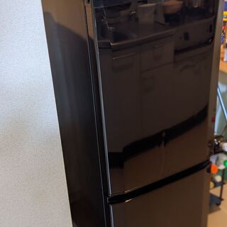 2016年製　冷蔵庫　三菱電機　MR-P15Z-B1