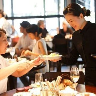 ベーカリー&レストラン沢村　軽井沢ハルニレテラス【ホール】アルバイト・パート求人情報の画像