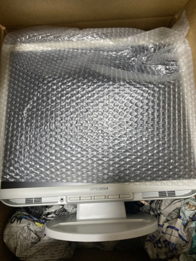 19インチモニター