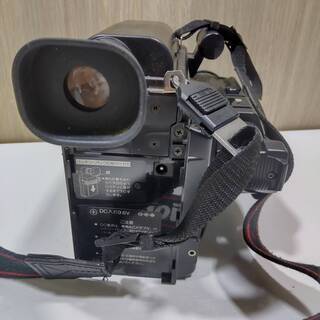 ジャンク　ナショナル　古いビデオカメラ　VHSの画像