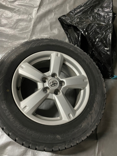 スタッドレス！トーヨータイヤ4本セット 225/65R17 102Q 純正ホイール付き！