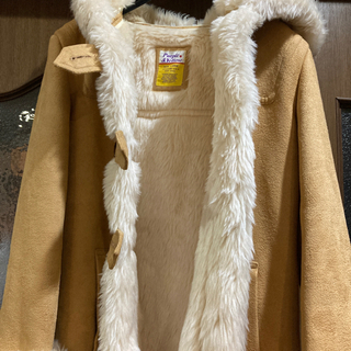 purple&yellowスェードコートの画像