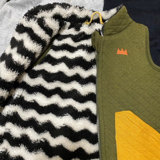 秋冬物☆子供服お下がり☆ベストパーカーの画像