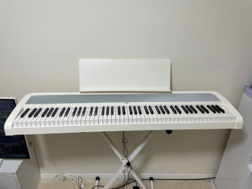 【値下げ】電子ピアノ ホワイト KORG B2 コルグ 88鍵盤 キーボード