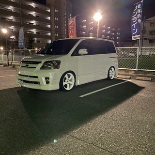 azr60 ノア60 S サンルーフの画像