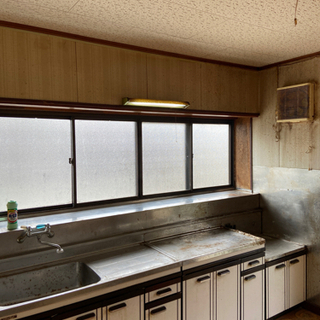 値下げ！【賃貸戸建て】新潟　激安物件　弥彦村　戸建て　倉庫　DIY可　賃貸　物置　車庫　駐車場　事務所　別荘　古民家　民泊可 − 新潟県