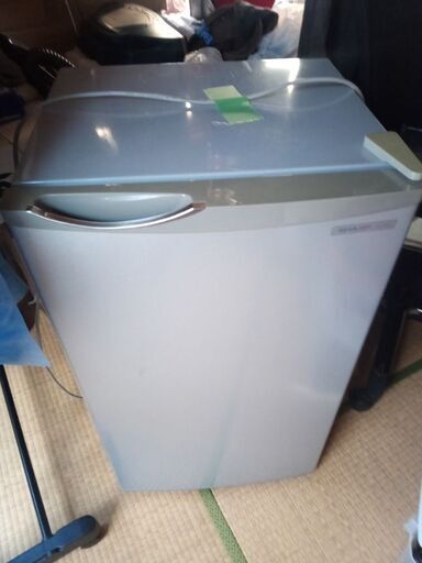 一人用冷蔵庫　75L