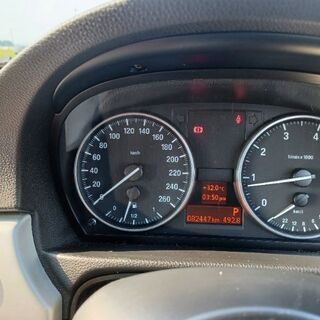 Bmw320iツーリングMスポーツ