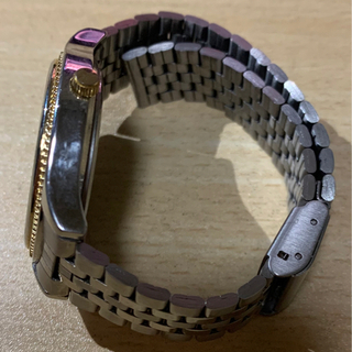 【美品】曜日(2種類) 日付け機能 男性用腕時計 取説付きの画像