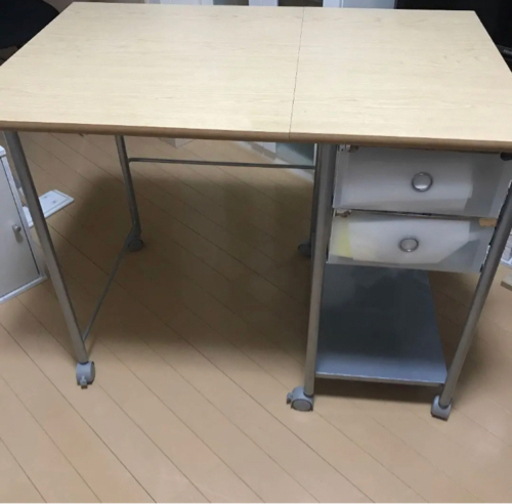 パソコンデスク　折り畳み