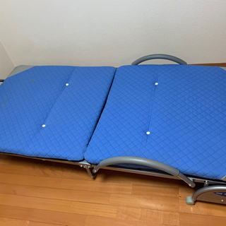 ベッドの骨組み