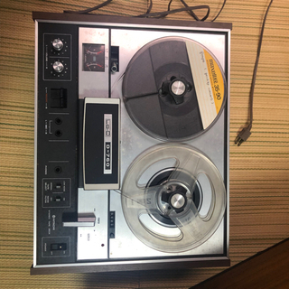 【取り置き中】日立　LO-Dステレオテープデッキ　D760 レト...