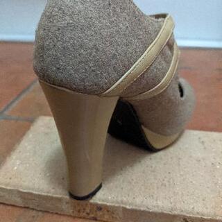 【美品無料】Sサイズ　レディースパンプス　六月末までの画像