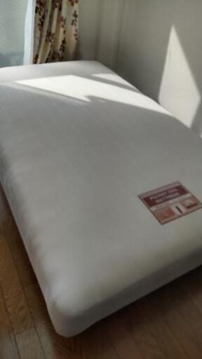 脚付きマットレス ニューレスト3ゾーン セミダブル