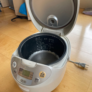 炊飯器　ナショナル　SR-LF10 現役