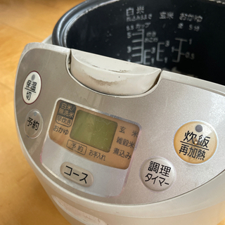 炊飯器　ナショナル　SR-LF10 現役の画像