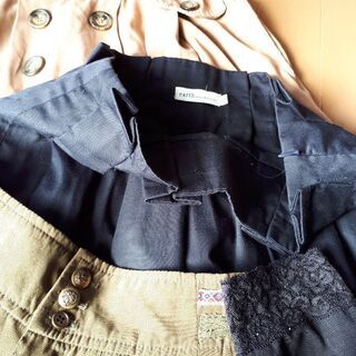 ★サイズ(160)～M(64-70)　サロペット　earthなどまとめて　合計３枚です。の画像