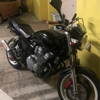 XJR400