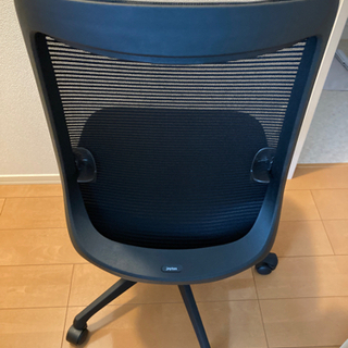 イトーキ　オフィスチェアの画像