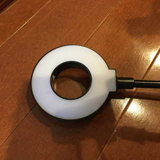 3coins リングライト付　スマホクリップ式ホルダー　の画像