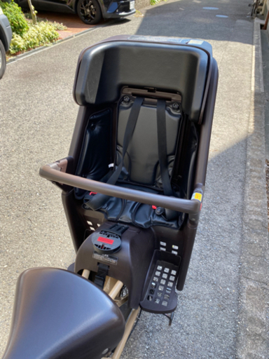 電動アシスト自転車　子供乗せて　ギュット