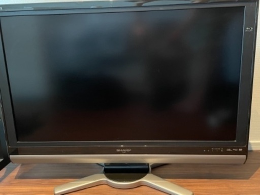 AQUOS液晶テレビ37インチ（Blu-ray内蔵）