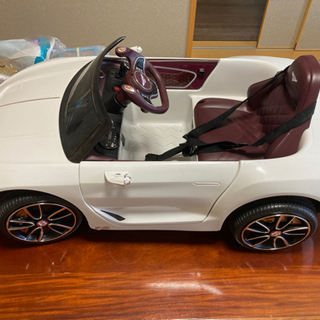 ベントレーEXP12 電動車　おもちゃの画像