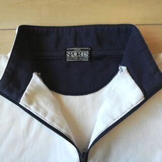 120センチ　長袖　体操服　白　小学生　園児　男女兼用の画像